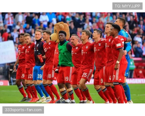 拜仁欧冠竞争力面临考验，近期表现波动对赛季走势形成制约