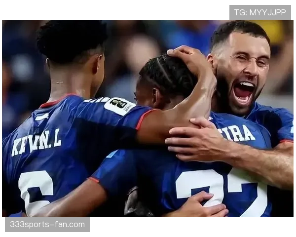 世界杯H组第三轮赛果:西班牙登顶,佛得角第二晋级 世界杯H组第三轮赛果:西班牙登顶,佛得角第二晋级